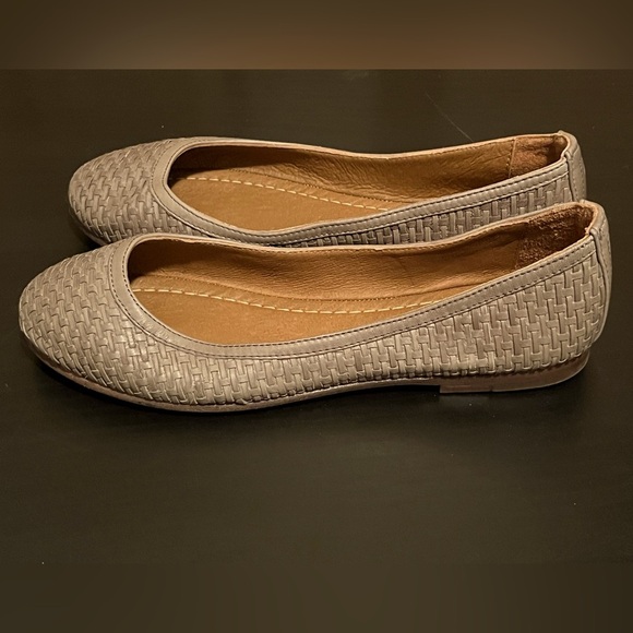 Frye Carson Woven Leather Ballet Flats - Picture 1 of 16